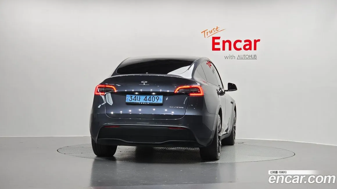 Tesla Model Y — фото 4