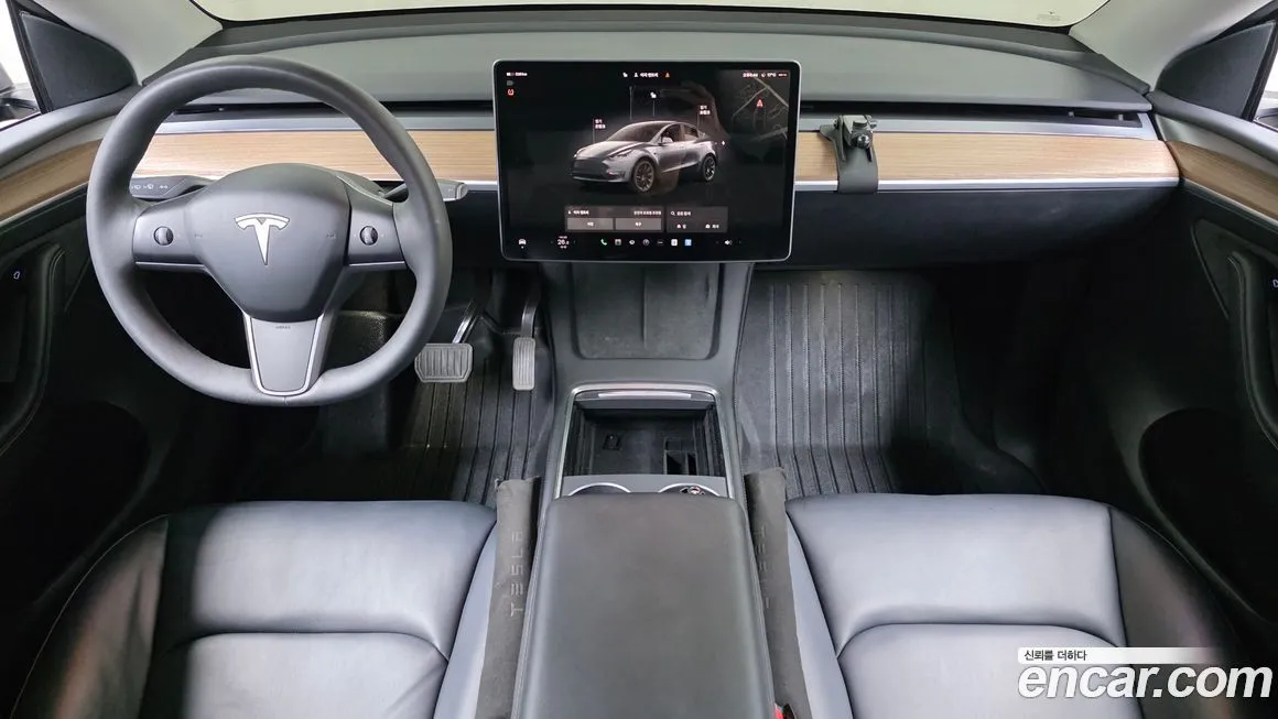 Tesla Model Y — фото 7