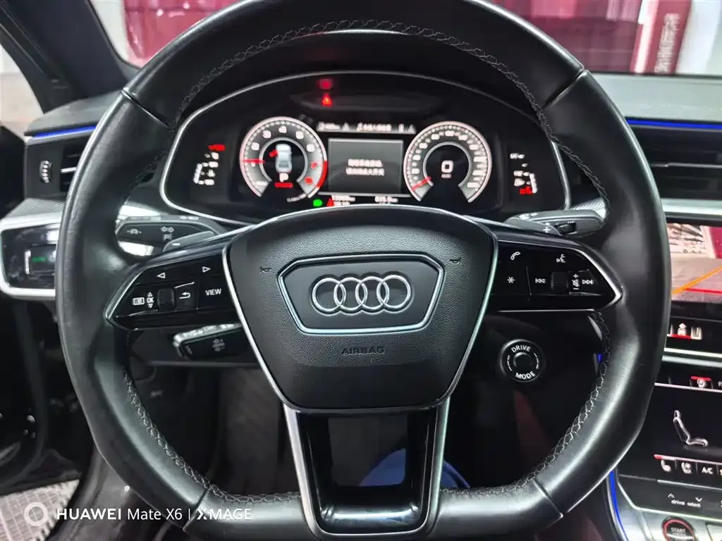 Audi A7L 2024 из CN, фото 7