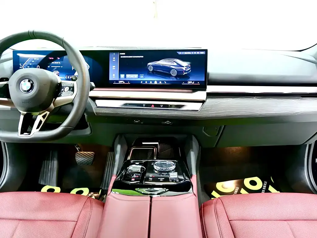 BMW 5 Series 2025 из CN, фото 6