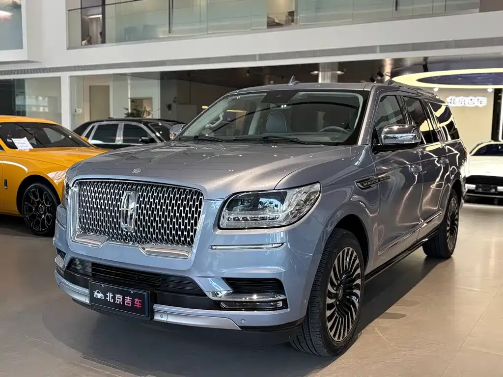 Lincoln Navigator 2022 из CN, фото 1