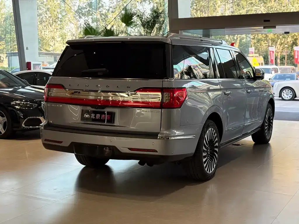 Lincoln Navigator 2022 из CN, фото 5