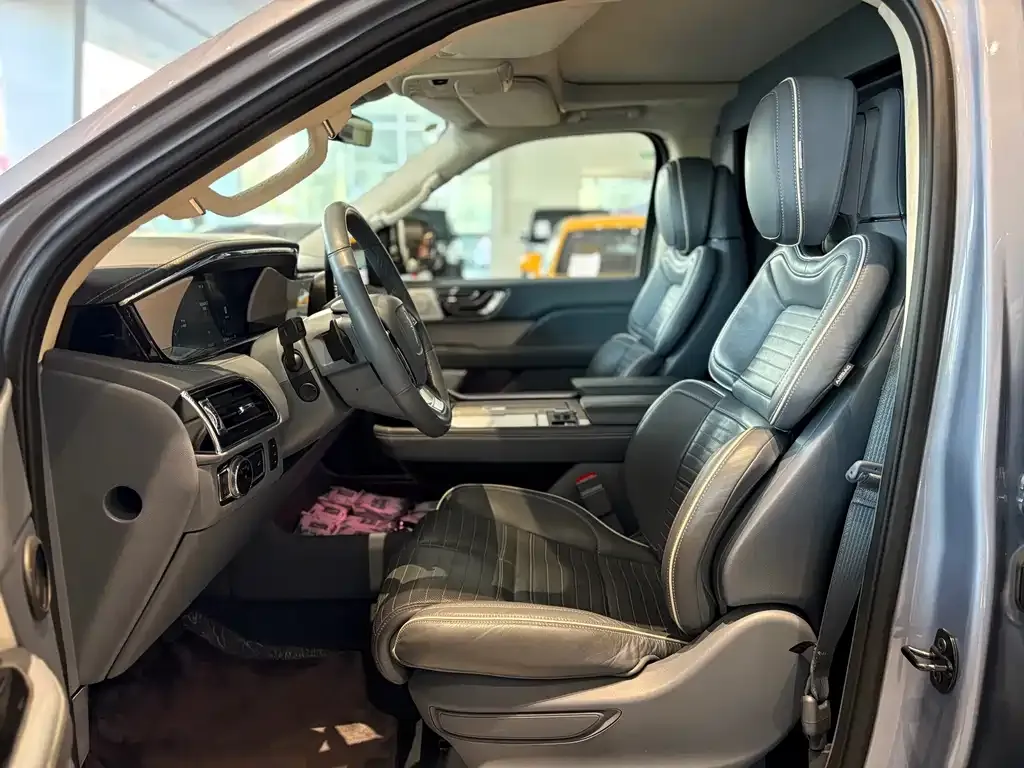 Lincoln Navigator 2022 из CN, фото 8