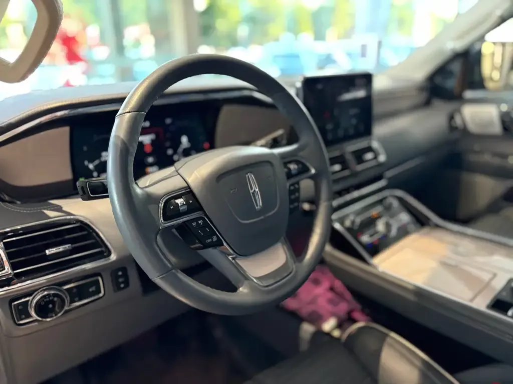 Lincoln Navigator 2022 из CN, фото 9