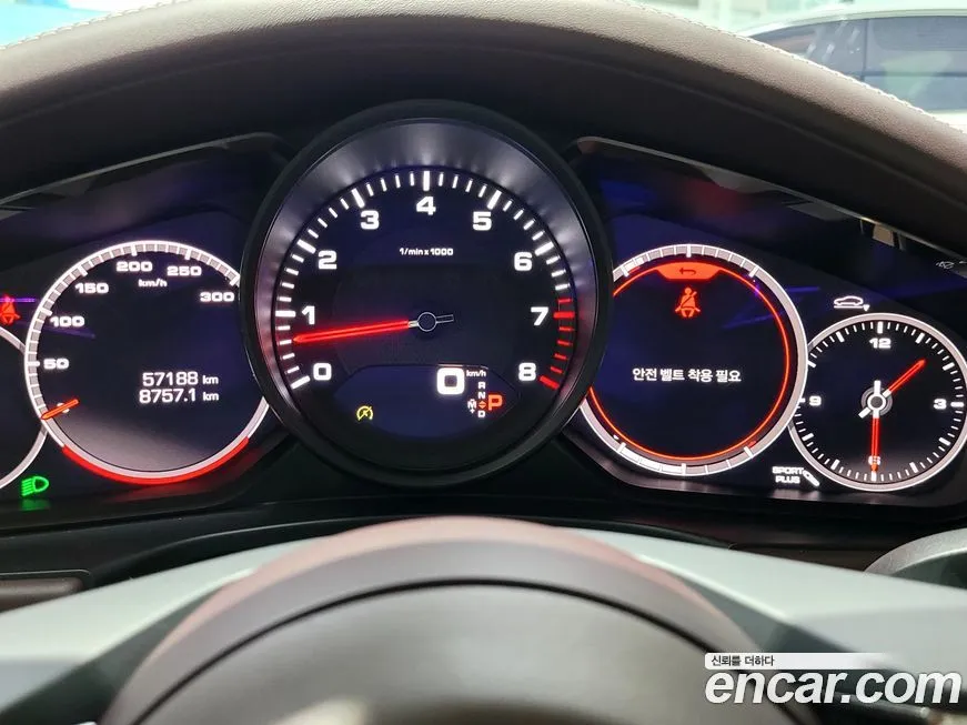 Porsche Panamera 2021 из KR, фото 8