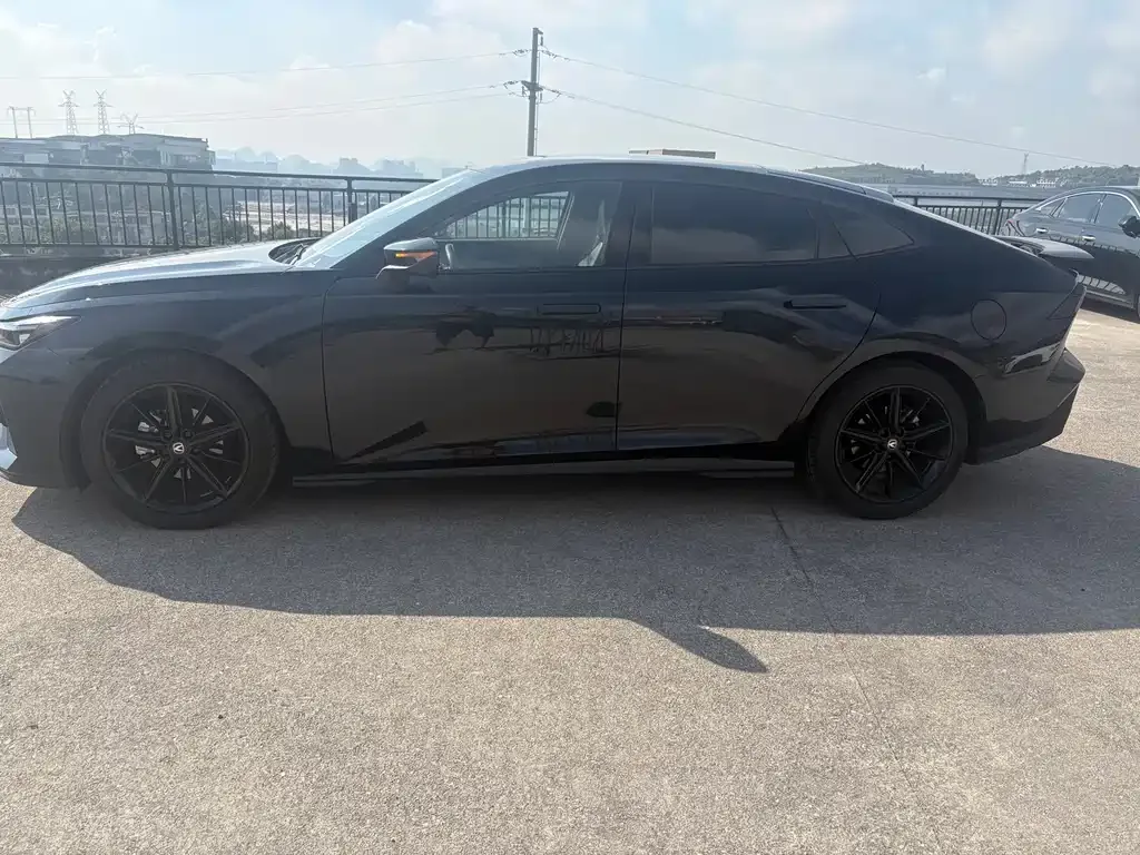 Changan UNI-V 2025 из CN, фото 3