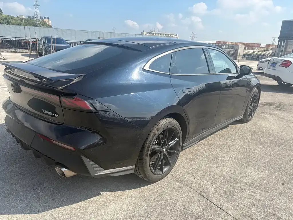 Changan UNI-V 2025 из CN, фото 6