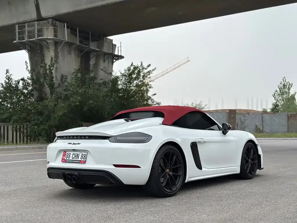 Porsche 718 2023 из CN, фото 6