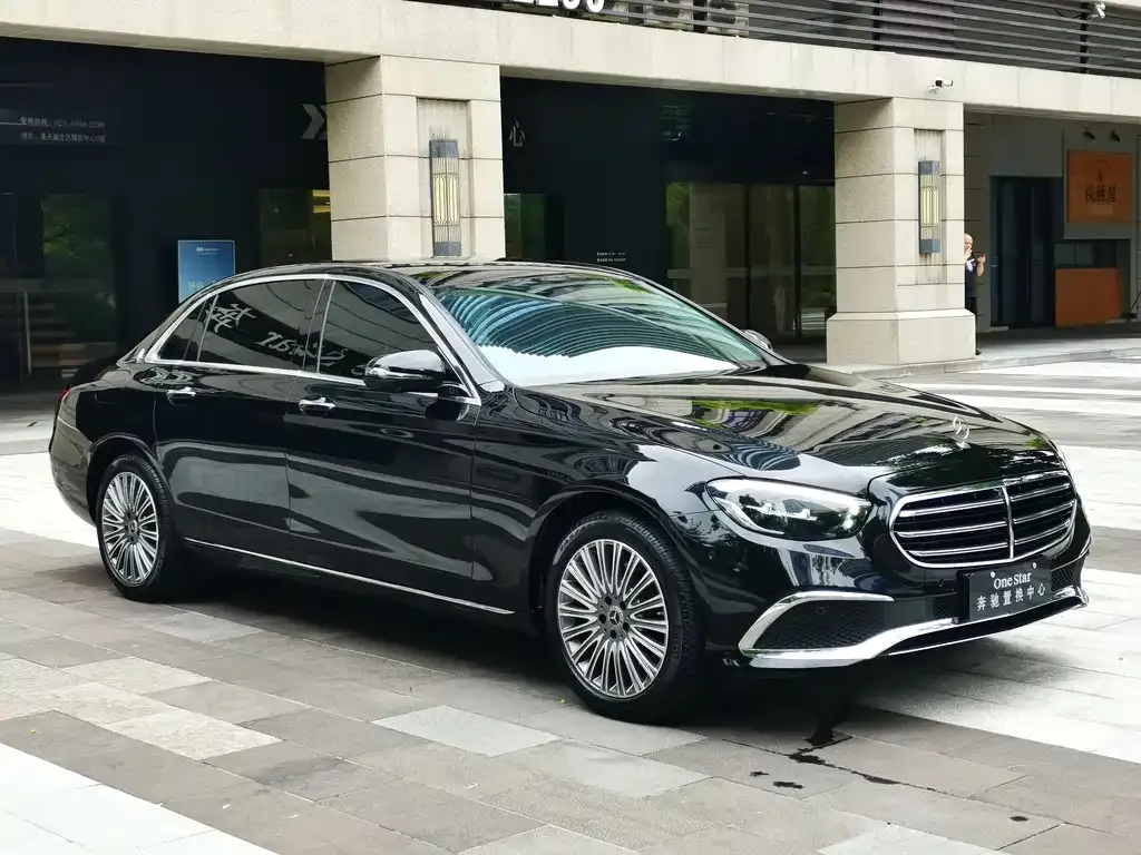 Mercedes-Benz E-Class 2023 из CN, фото 4