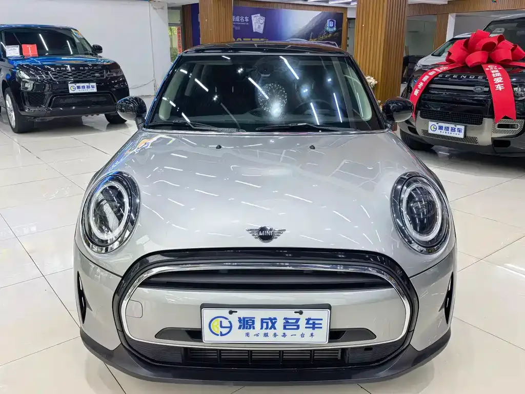 MINI Cooper (3-door) 2023 из CN, фото 2