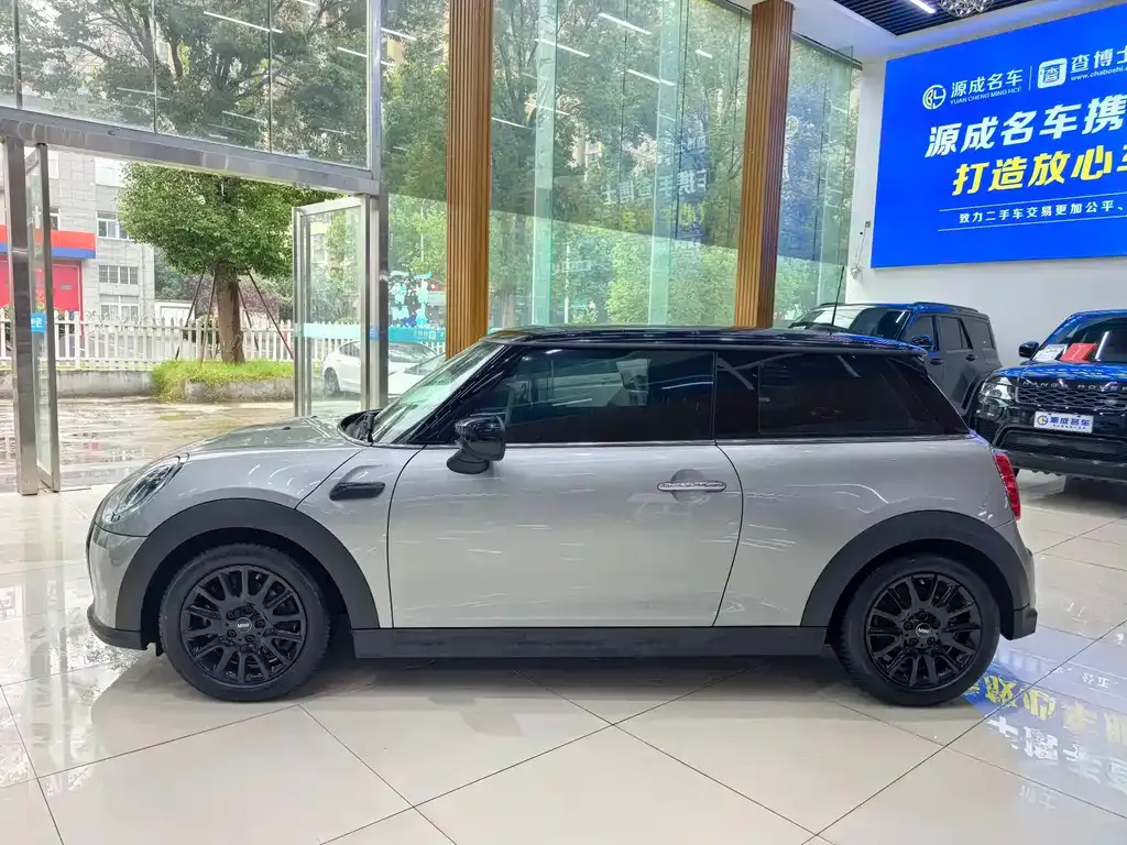 MINI Cooper (3-door) 2023 из CN, фото 4