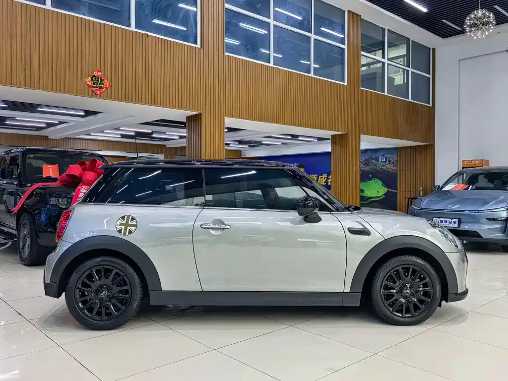 MINI Cooper (3-door) 2023 из CN, фото 5