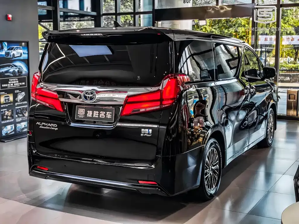 Toyota Alphard 2022 из CN, фото 3