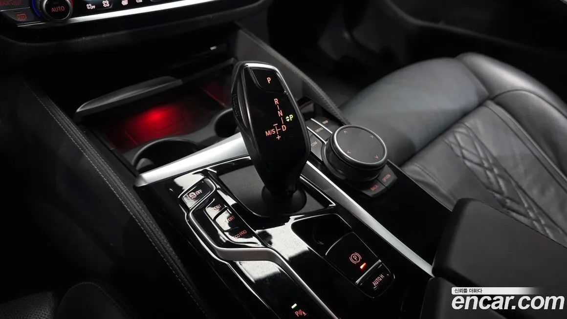 BMW 5-Series 2021 из KR, фото 9
