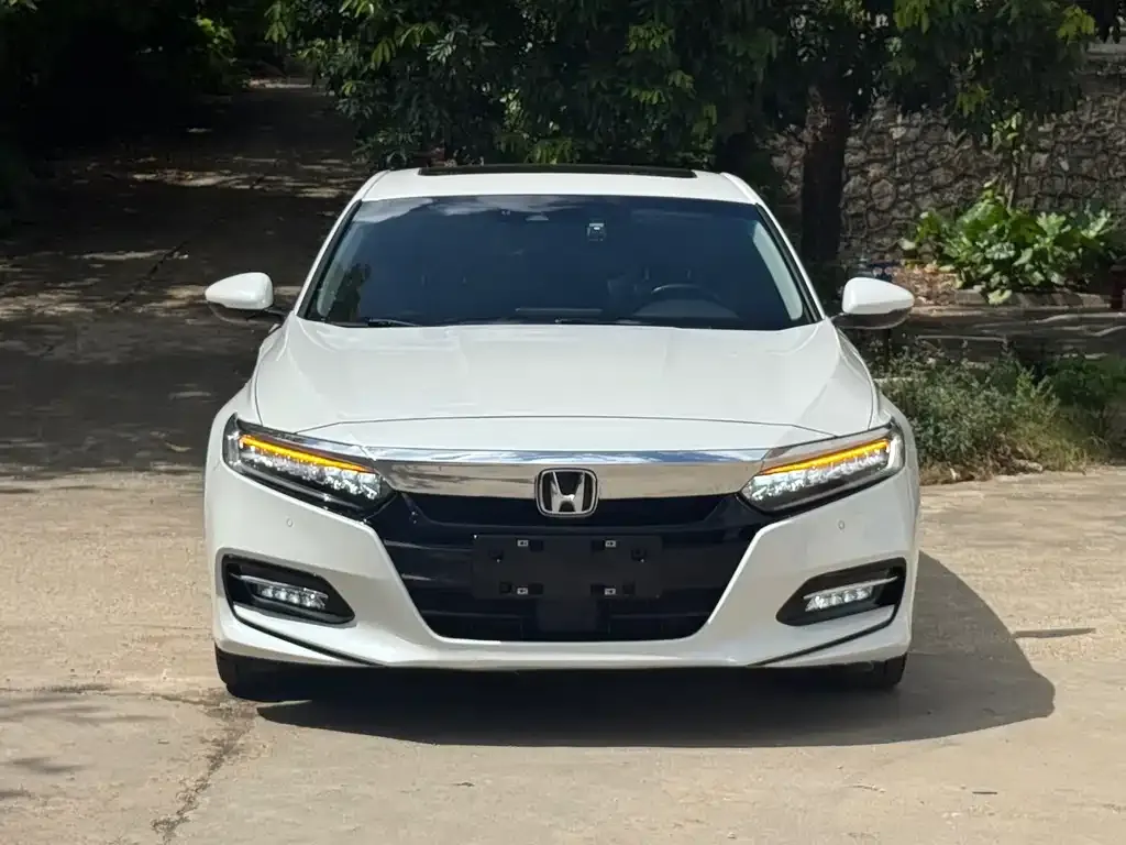 Honda Accord — фото 2