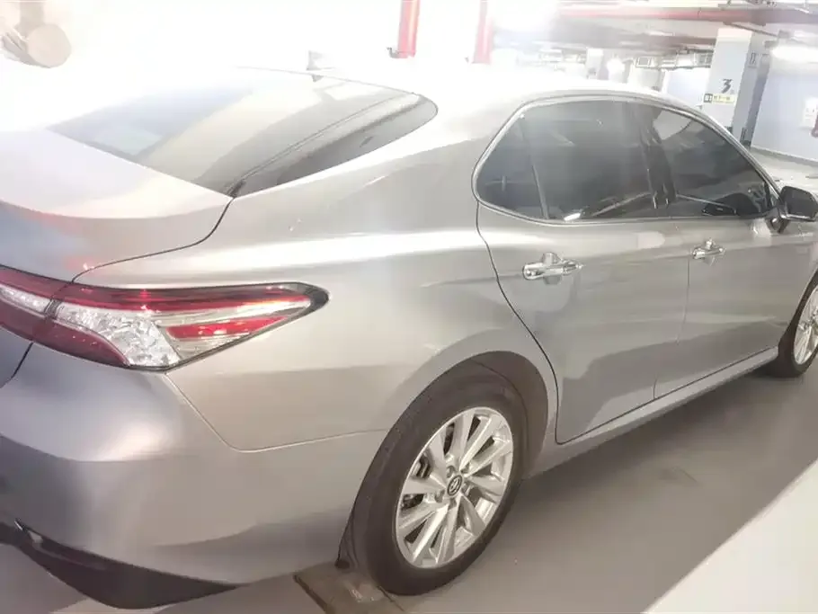 Toyota Camry 2023 из CN, фото 3