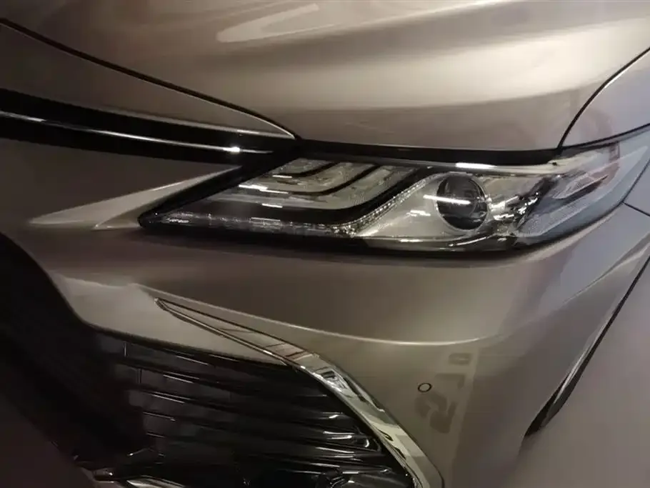 Toyota Camry 2023 из CN, фото 5