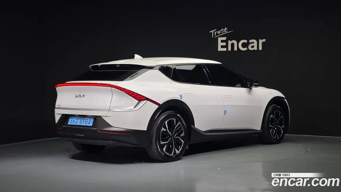 Kia EV6 — фото 2