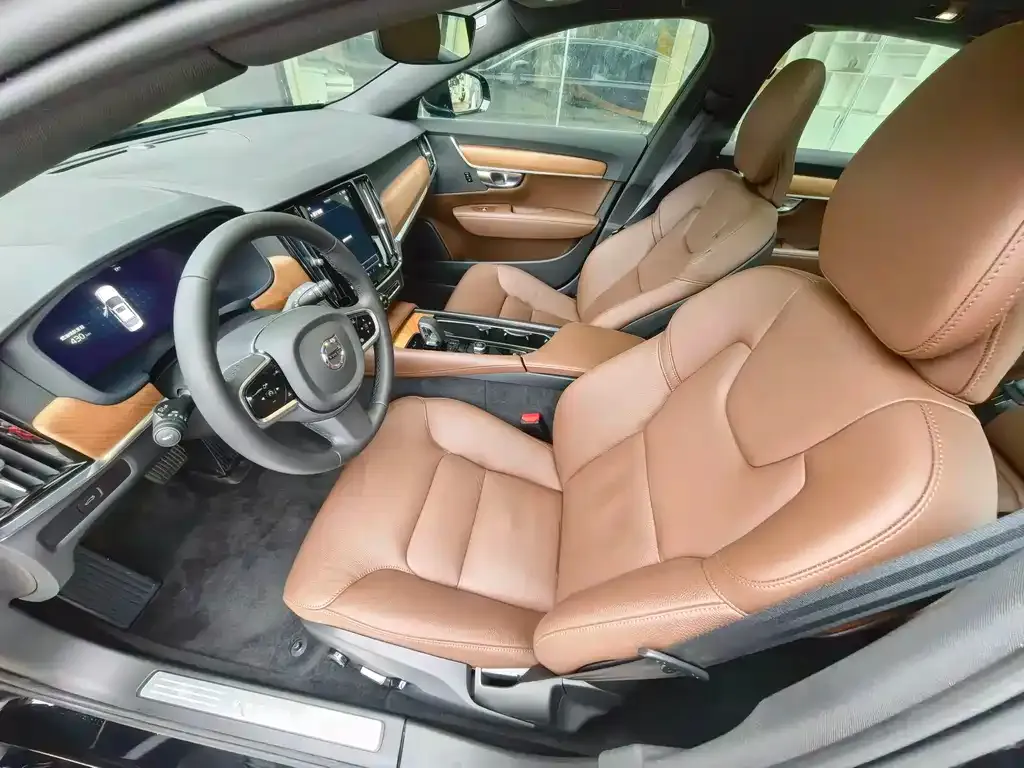 Volvo S90 2024 из CN, фото 10