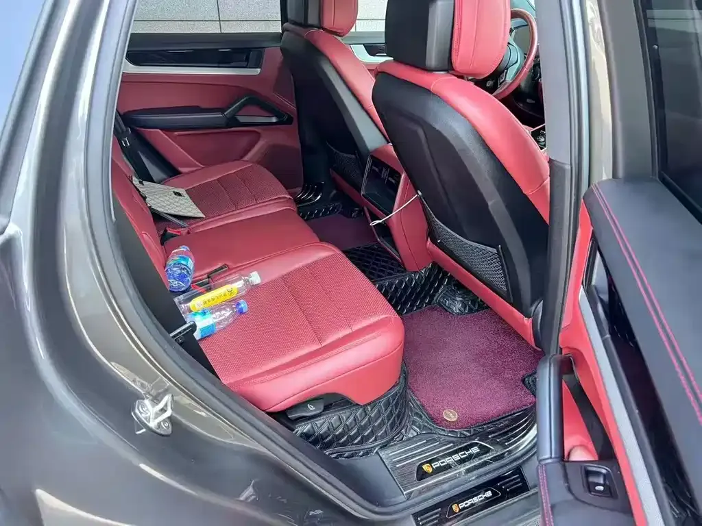 Porsche Cayenne 2024 из CN, фото 3