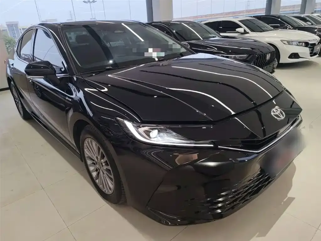 Toyota Camry 2025 из CN, фото 4