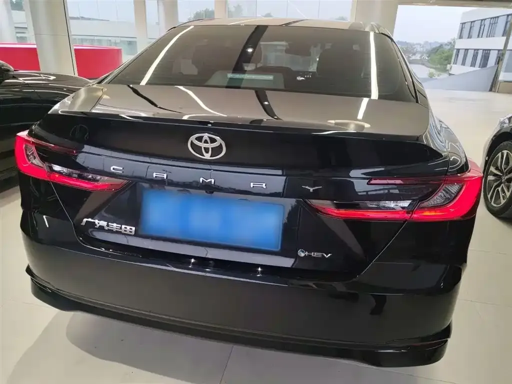 Toyota Camry 2025 из CN, фото 6