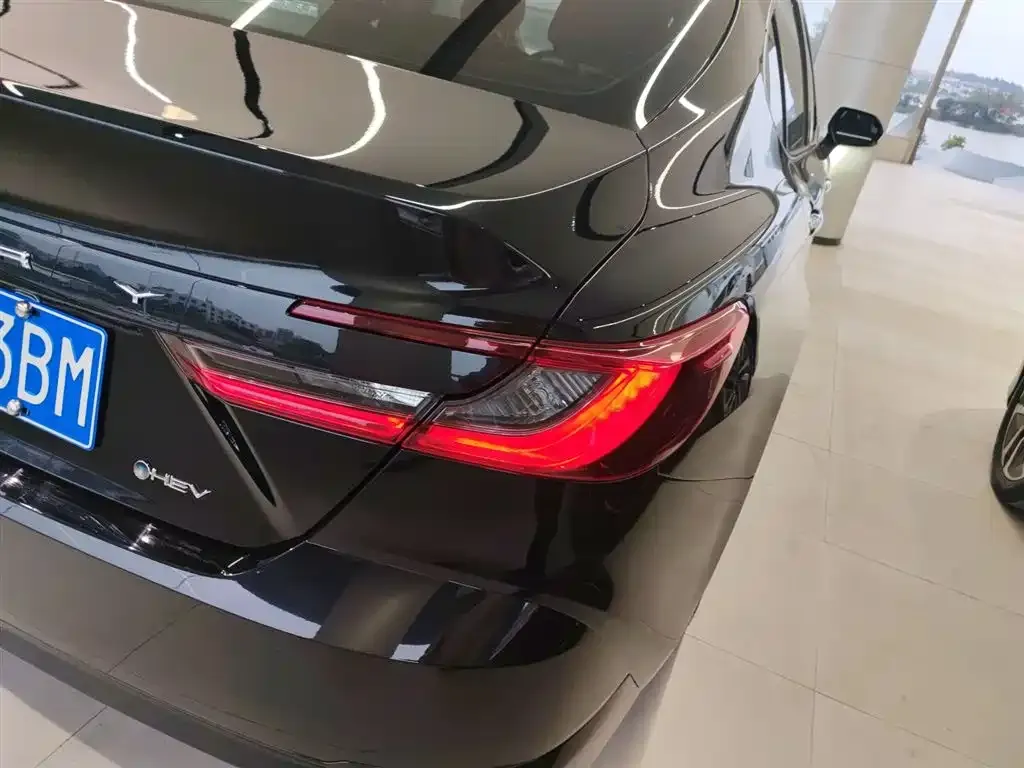 Toyota Camry 2025 из CN, фото 8