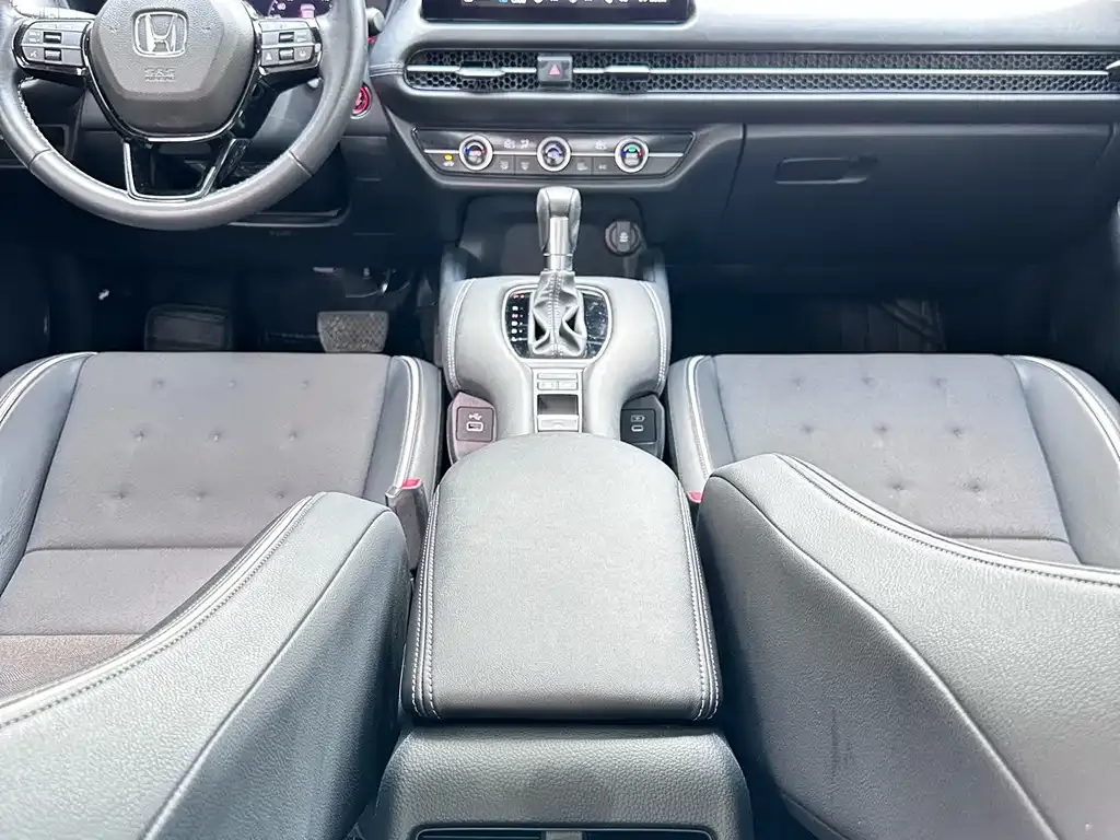 Honda ZR-V 2023 из CN, фото 10