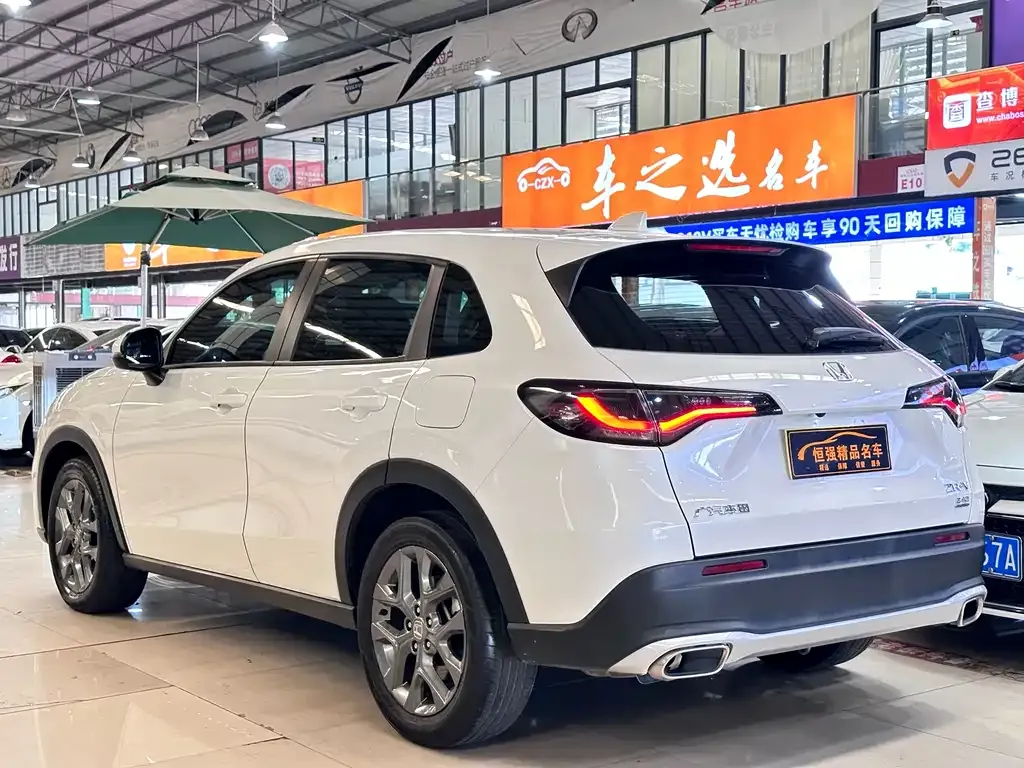 Honda ZR-V 2023 из CN, фото 4