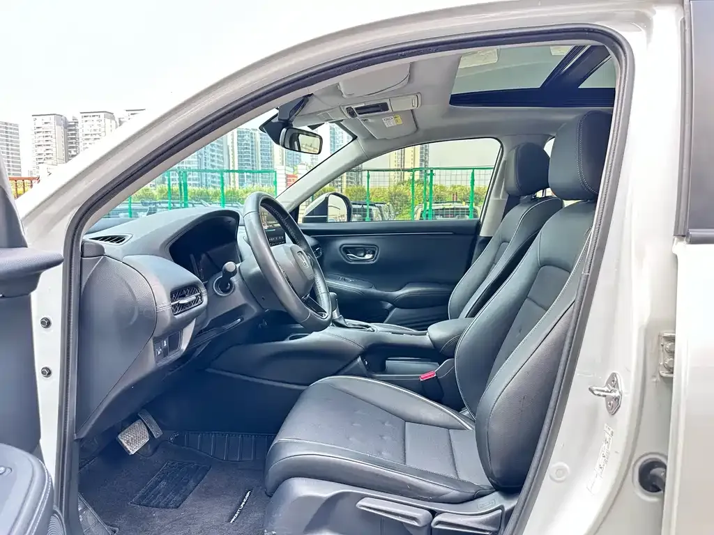Honda ZR-V 2023 из CN, фото 6