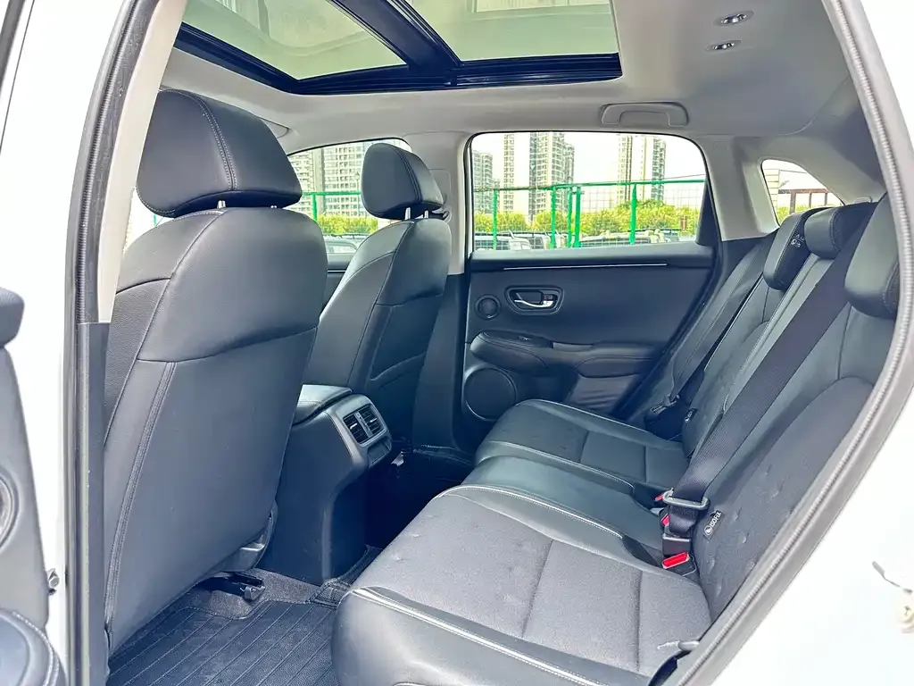 Honda ZR-V 2023 из CN, фото 7