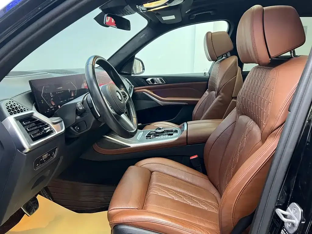 BMW X7 2023 из CN, фото 3