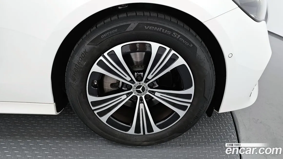 Mercedes-Benz E-Class 2025 из KR, фото 5