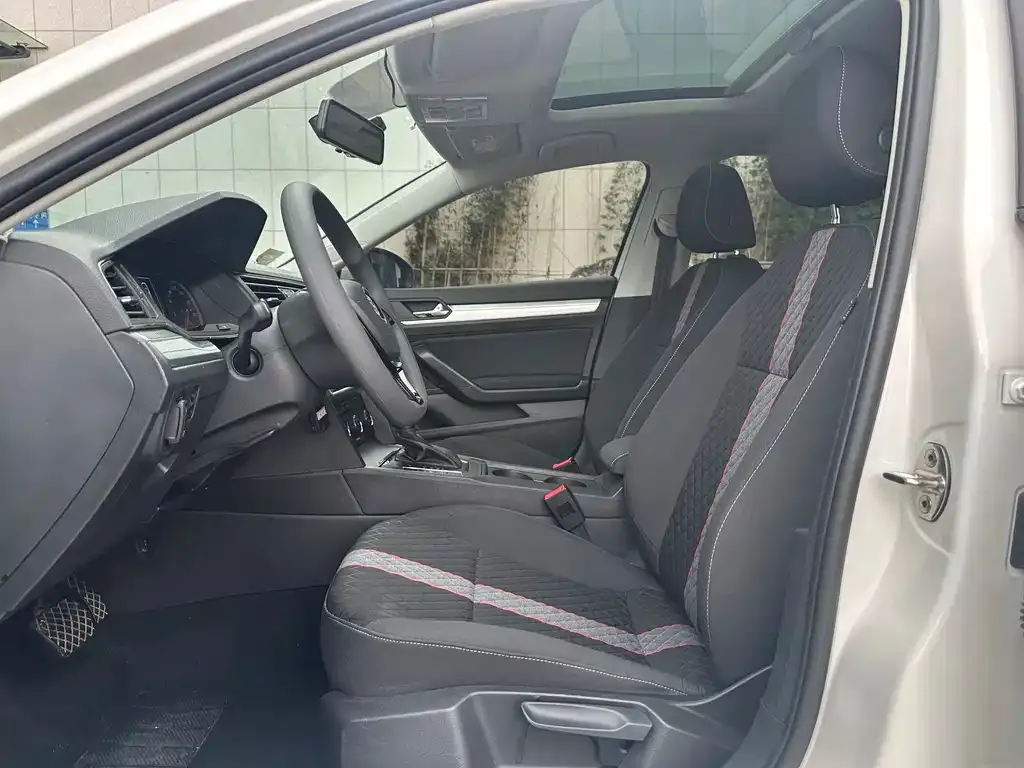 Volkswagen Lamando 2022 из CN, фото 7