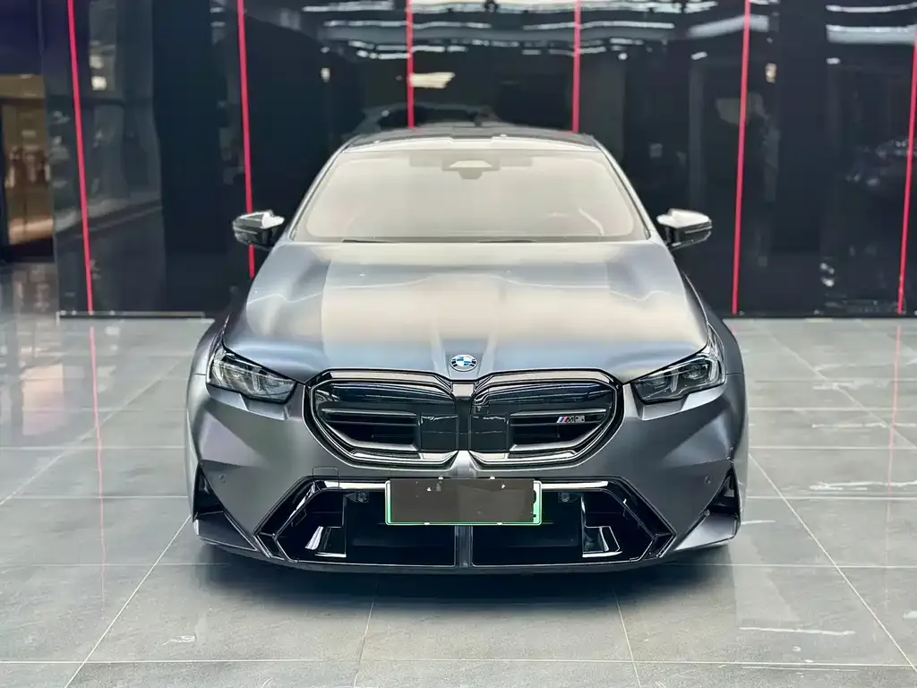 BMW M5 New Energy 2025 из CN, фото 3