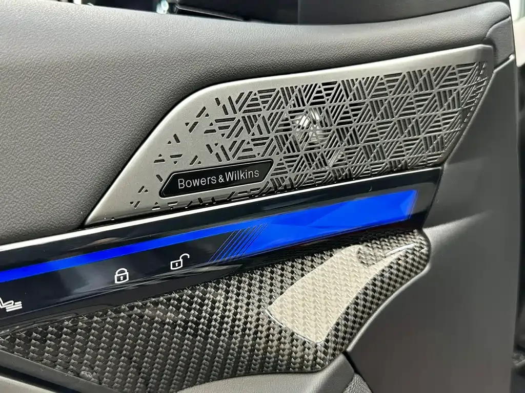 BMW M5 New Energy 2025 из CN, фото 9