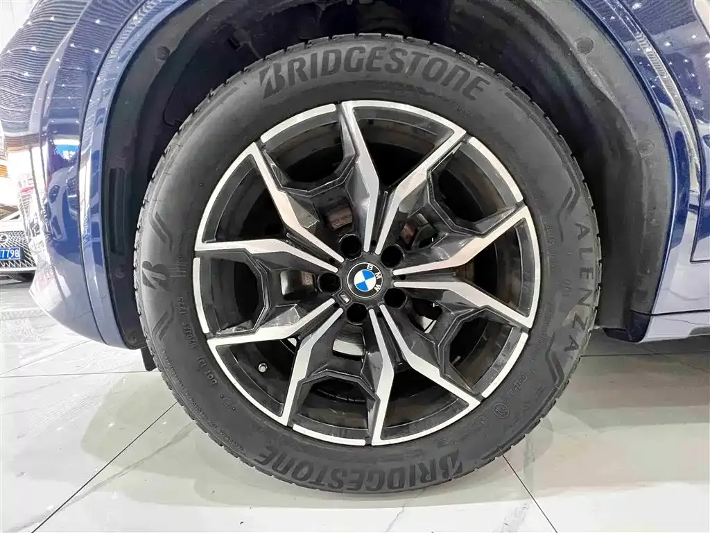 BMW X3 — фото 9