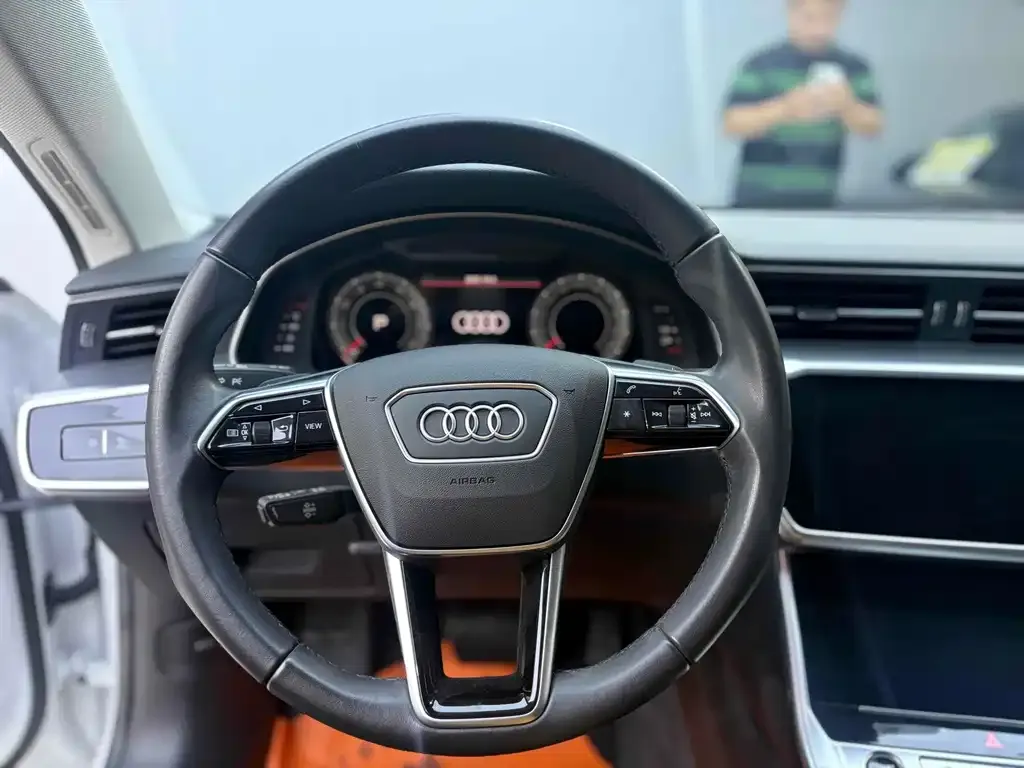Audi A7 2022 из CN, фото 8