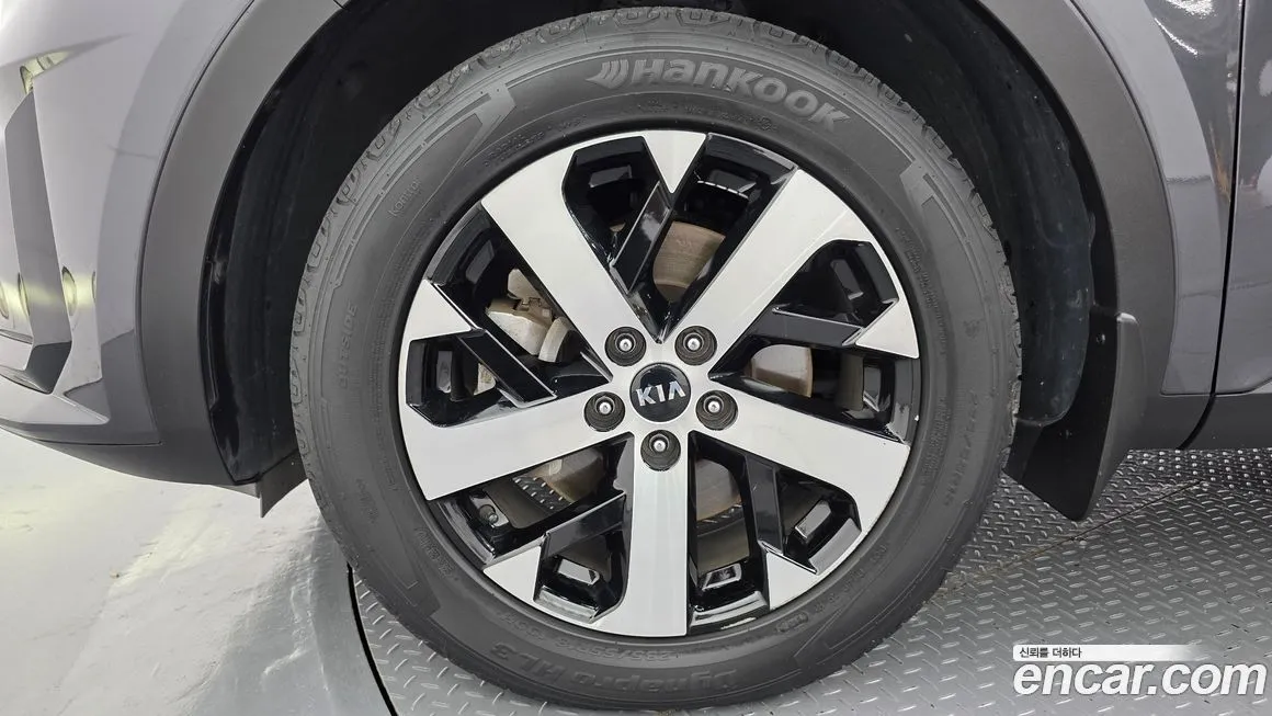 Kia Sorento — фото 5