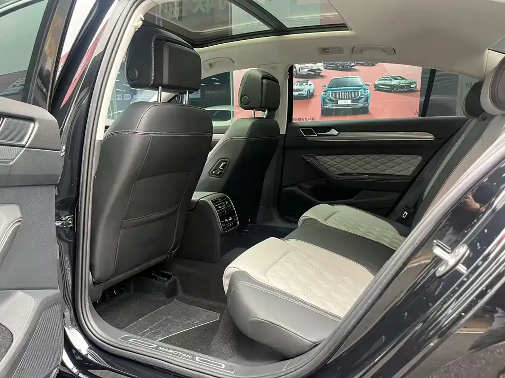 Volkswagen Magotan 2024 из CN, фото 8