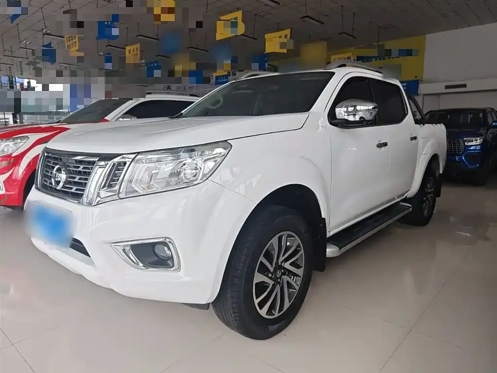 Nissan Navara 2023 из CN, фото 2