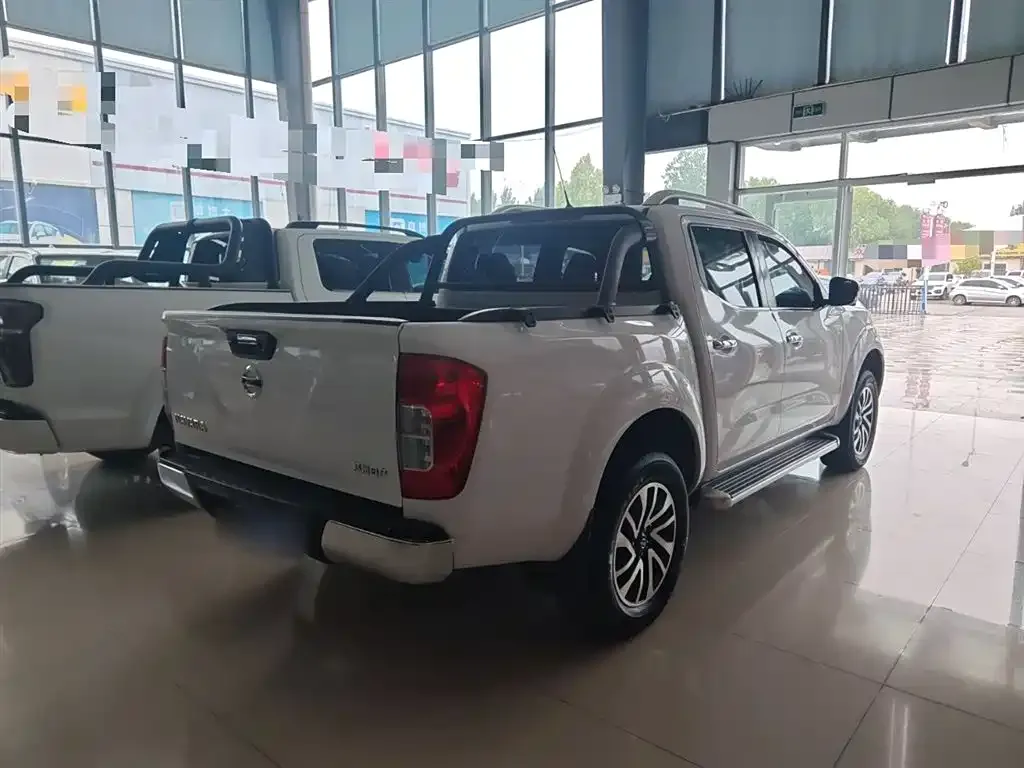 Nissan Navara 2023 из CN, фото 9