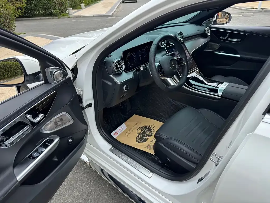 Mercedes-Benz C-Class 2024 из CN, фото 3