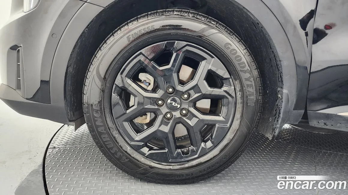 Kia Sorento — фото 5