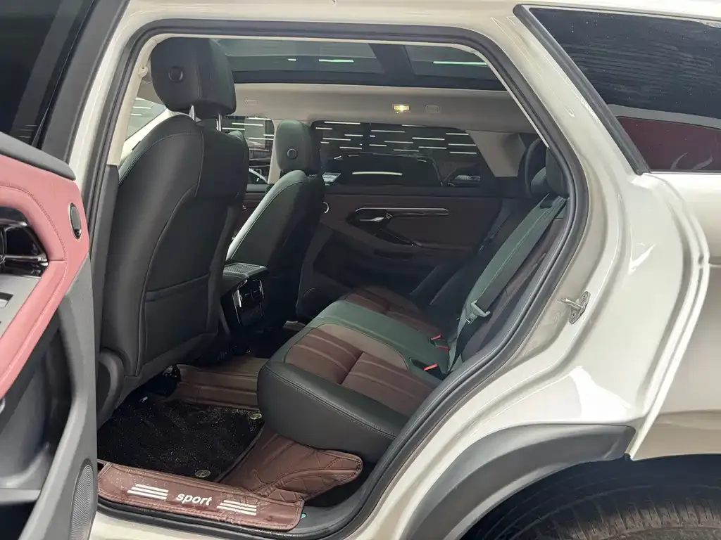 Land Rover Evoque — фото 8