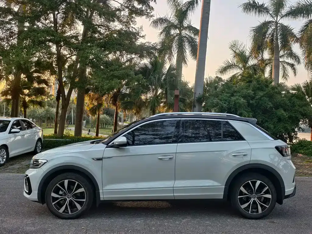 Volkswagen T-Roc 2024 из CN, фото 10