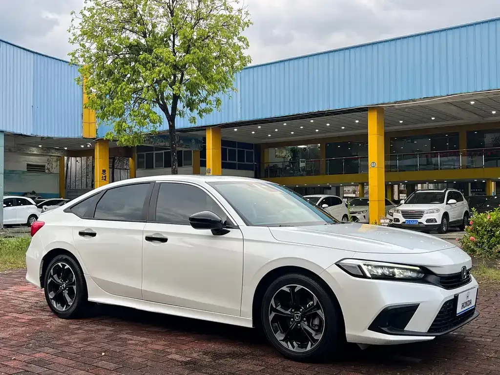 Honda Civic 2023 из CN, фото 3