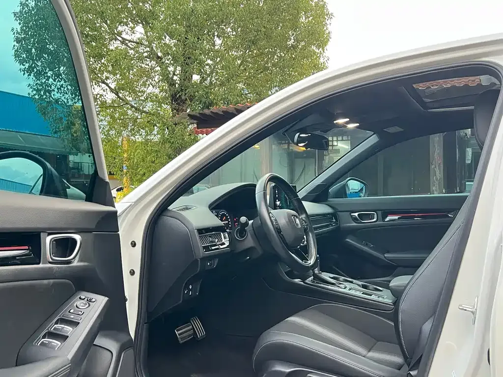 Honda Civic 2023 из CN, фото 4