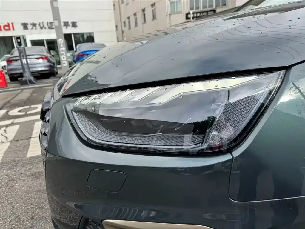 Audi A4L 2025 из CN, фото 9