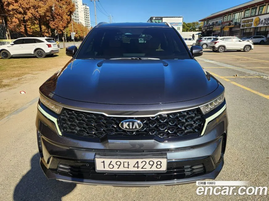 Kia Sorento — фото 1